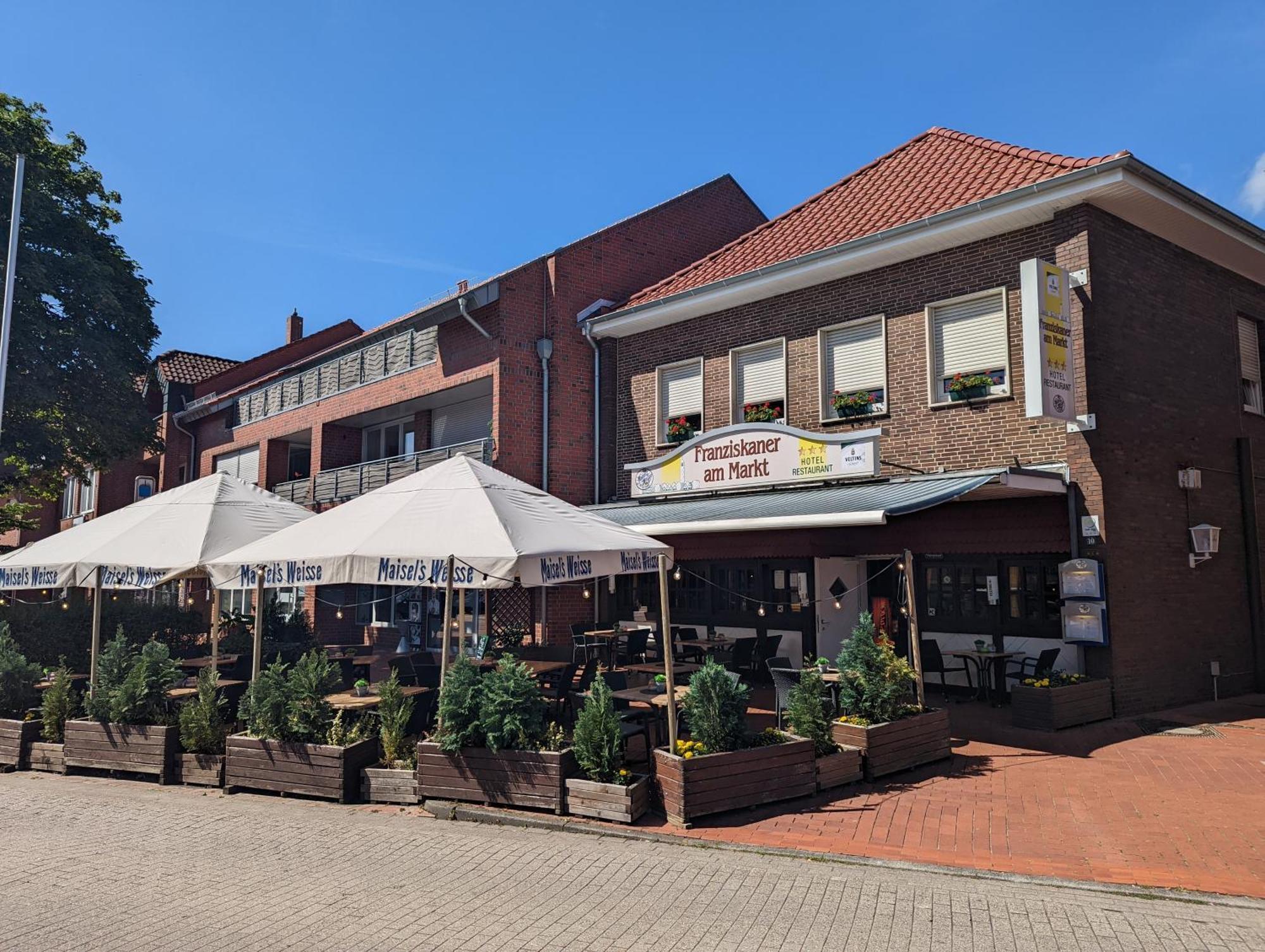 Franziskaner Am Markt Loningen Extérieur photo
